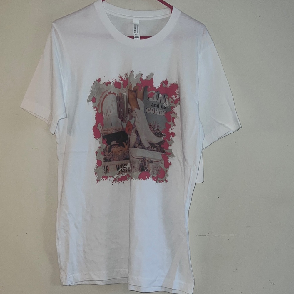 Whiskey Darling boutique Graphic White T-Shirt with country gal graphics  large